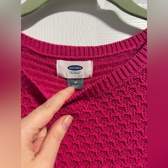 Old Navy Pink Sweater - Picture 4 of 4